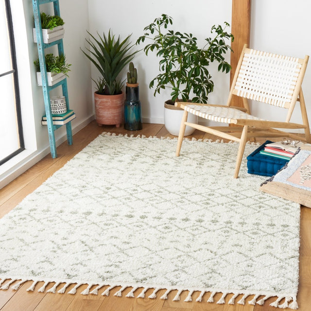 Safavieh Berber Fringe Shag Bfg516H Ivory/Sage Rug.