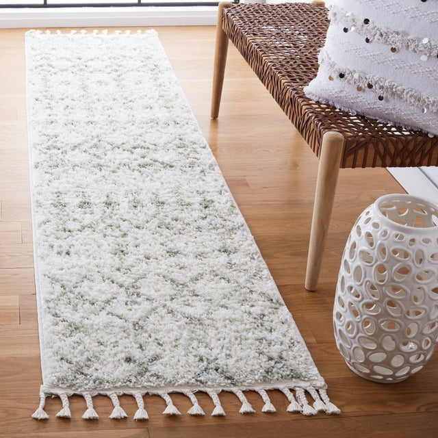 Safavieh Berber Fringe Shag Bfg516H Ivory/Sage Rug.