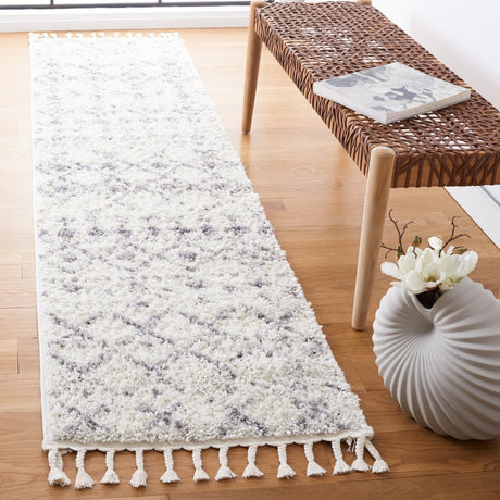 Safavieh Berber Fringe Shag Bfg516J Ivory/Grey Rug.