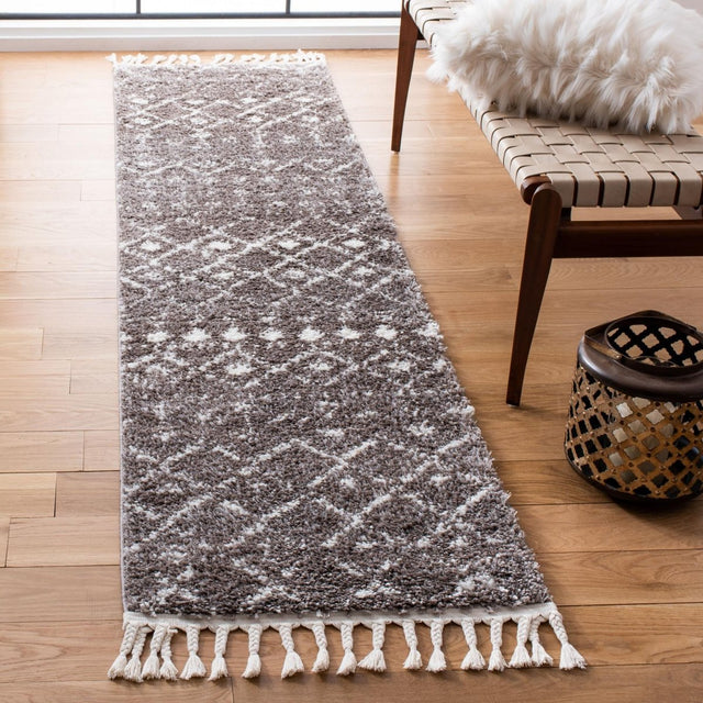 Safavieh Berber Fringe Shag Bfg516T Brown/Ivory Rugs.