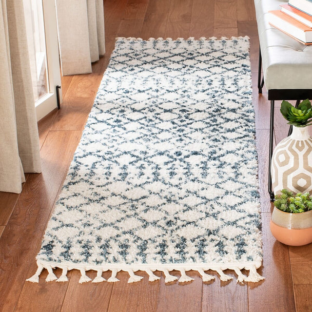 Safavieh Berber Fringe Shag Bfg519A Cream/Blue Rug.