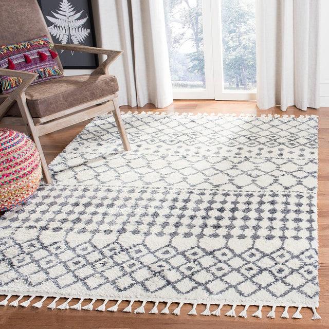 Safavieh Berber Fringe Shag Bfg540A Cream/Dark Grey Rug.