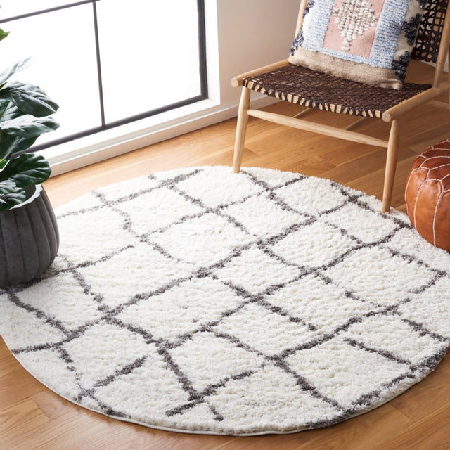 Safavieh Berber Shag Ber162C Cream/Light Grey Rug.