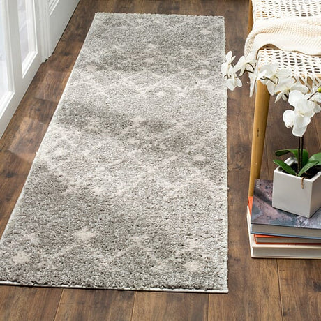 Safavieh Berber Shag Ber164B Light Grey/Cream Rug.