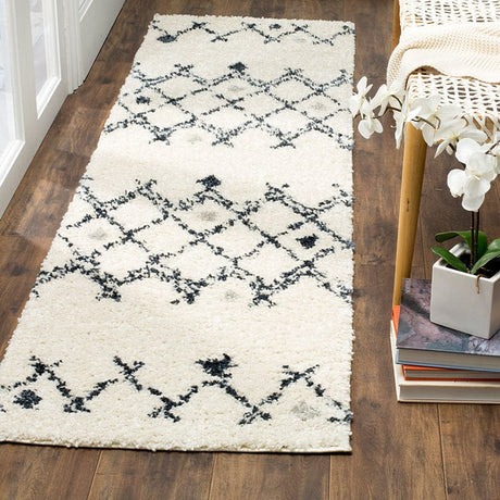 Safavieh Berber Shag Ber164D Cream/Navy Rug.