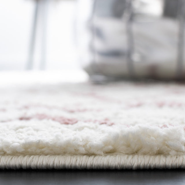 Safavieh Berber Shag Ber165A Ivory/Light Rose Rugs.