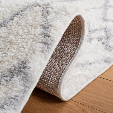 Safavieh Berber Shag Ber165F Ivory/Light Grey Rugs.