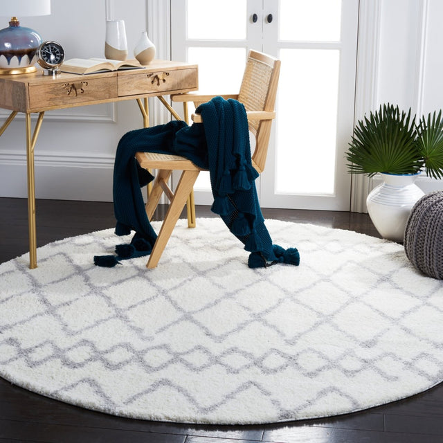 Safavieh Berber Shag Ber165F Ivory/Light Grey Rugs.