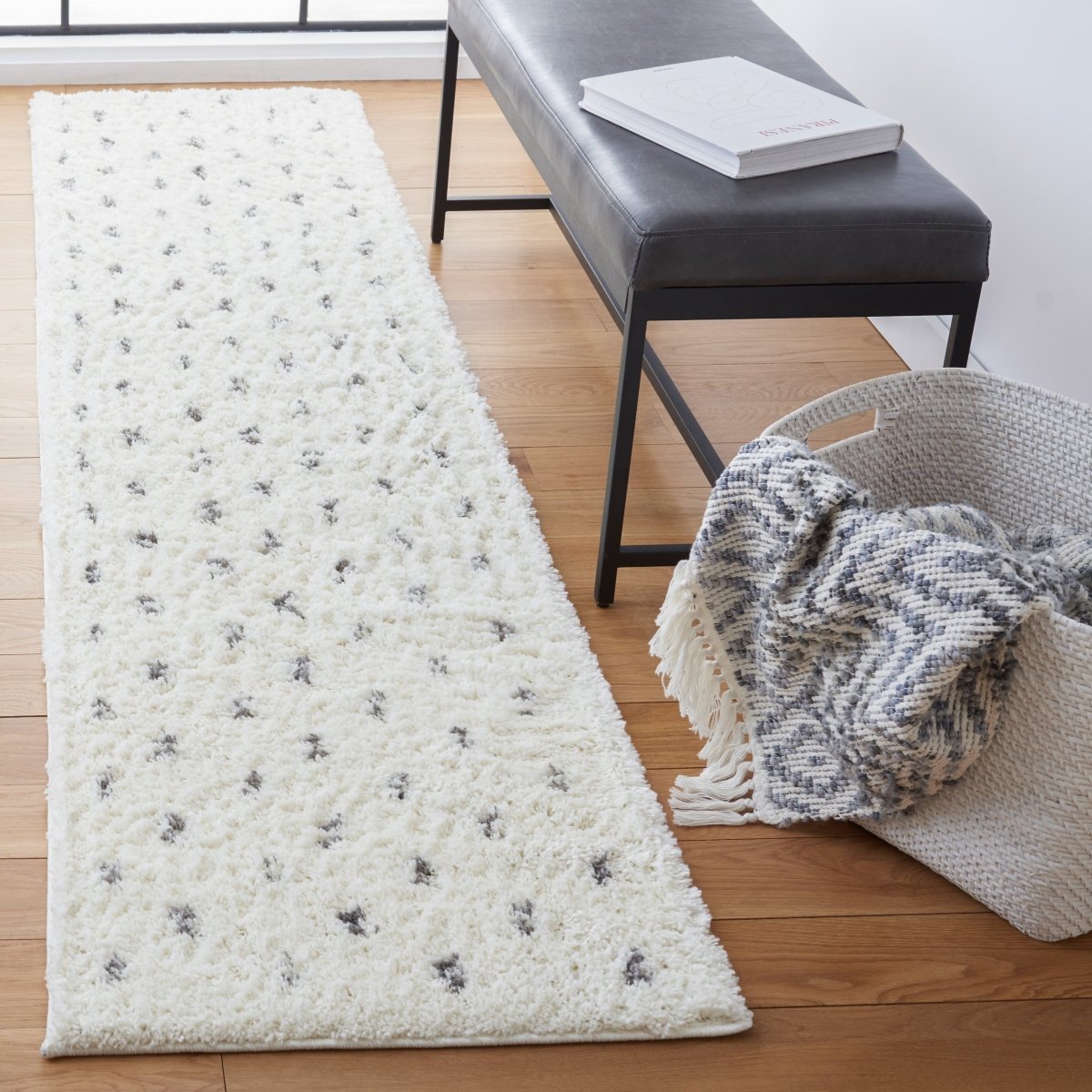 Safavieh Berber Shag Ber166A Beige/Grey Rugs.