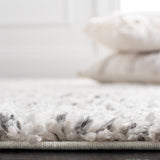 Safavieh Berber Shag Ber406F Grey/Ivory Rugs.