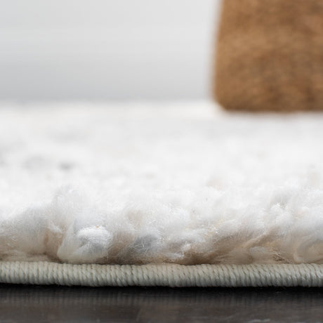 Safavieh Berber Shag Ber408A Ivory/Grey Rugs.