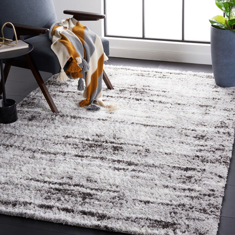 Safavieh Berber Shag Ber539F Grey/Dark Grey Rug.