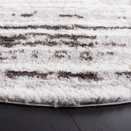 Safavieh Berber Shag Ber539F Grey/Dark Grey Rug.
