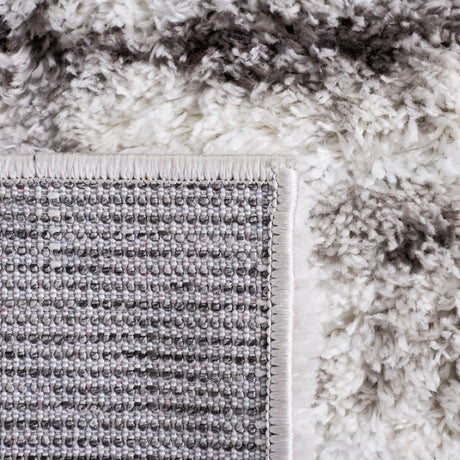 Safavieh Berber Shag Ber539F Grey/Dark Grey Rug.