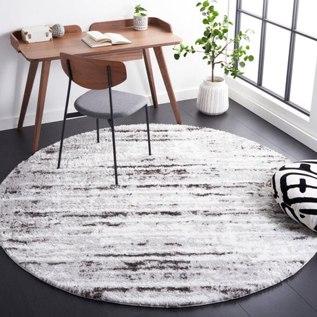 Safavieh Berber Shag Ber539F Grey/Dark Grey Rug.