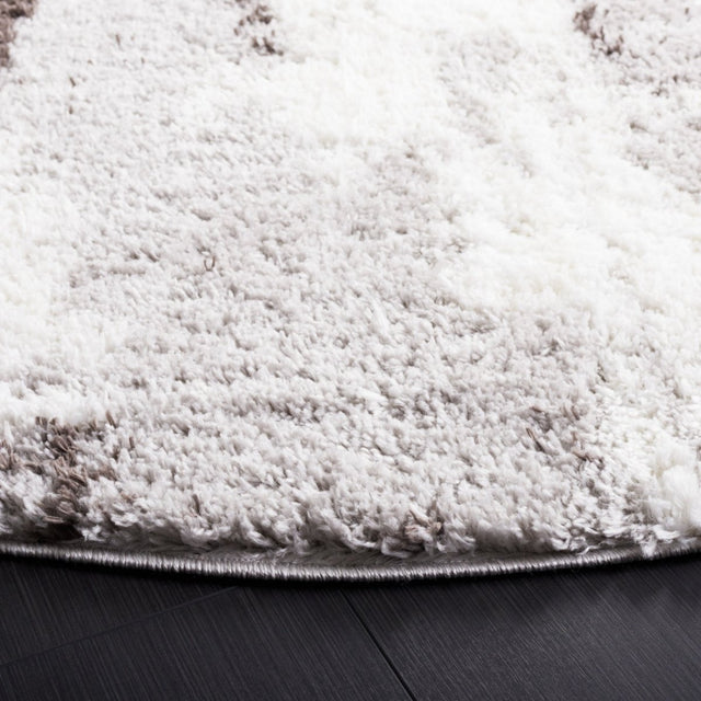Safavieh Berber Shag Ber549F Grey/Dark Grey Rug.