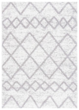 Safavieh Berber Shag 4'-5" x 6'-5" Rug in Ivory / Grey