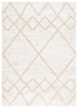 Safavieh Berber Shag 4'-5" x 6'-5" Rug in Ivory / Beige