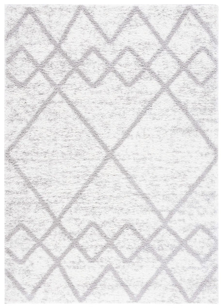 Safavieh Berber Shag 4'-5" x 6'-5" Rug in Grey / Ivory