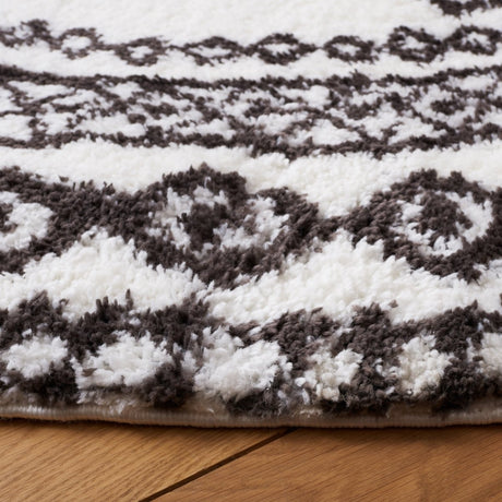Safavieh Berber Shag Ber591A Ivory/Dark Grey Rug.