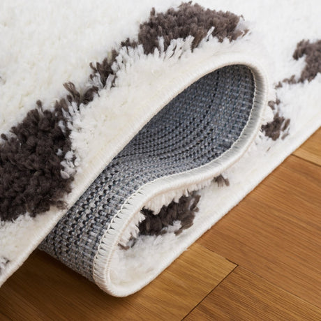 Safavieh Berber Shag Ber591A Ivory/Dark Grey Rug.