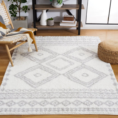 Safavieh Berber Shag Ber591B Ivory/Grey Rug.