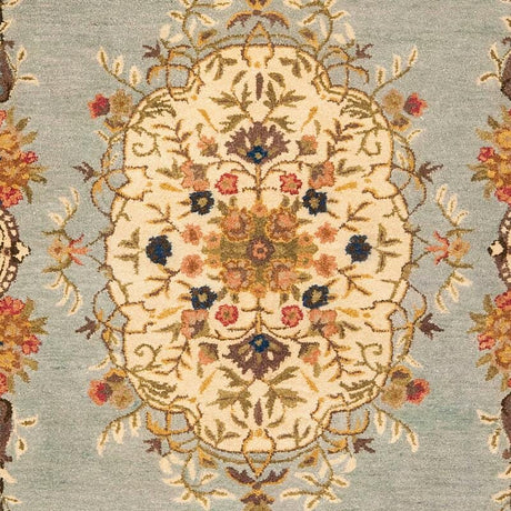 Safavieh Bergama Brg141A Light Blue / Ivory Rugs.