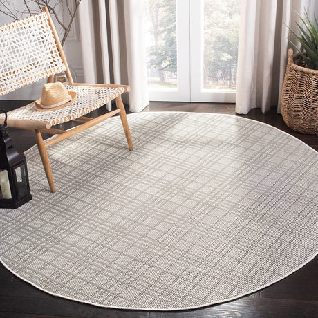 Safavieh Bermuda Bmu802A Ivory / Light Grey Rugs.