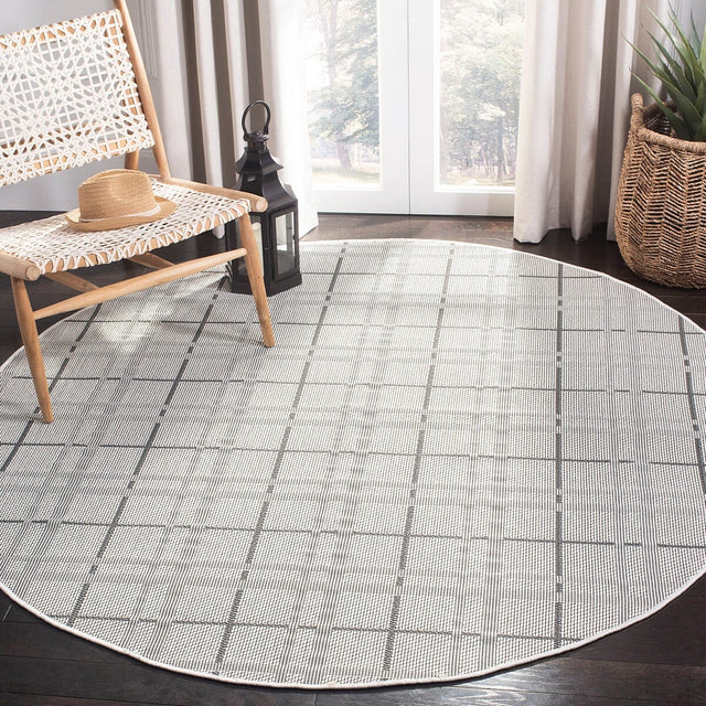 Safavieh Bermuda Bmu803B Ivory / Grey Rugs.