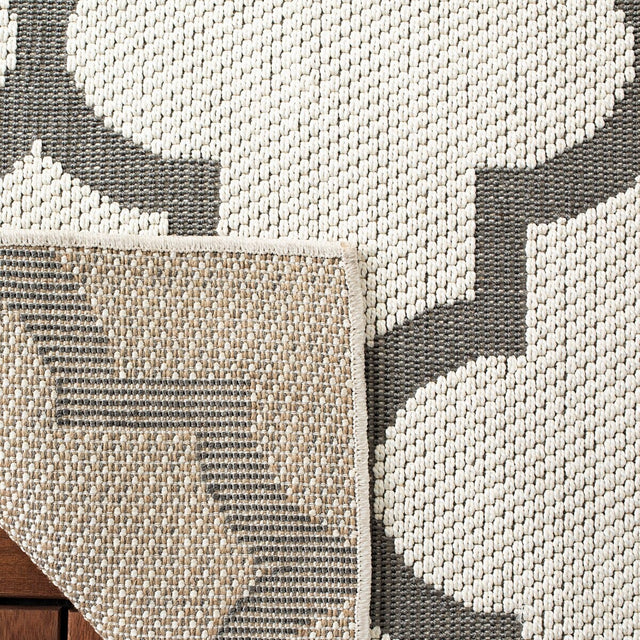 Safavieh Bermuda Bmu804B Ivory / Grey Rugs.