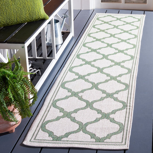 Safavieh Bermuda Bmu810E Beige/Green Rug.