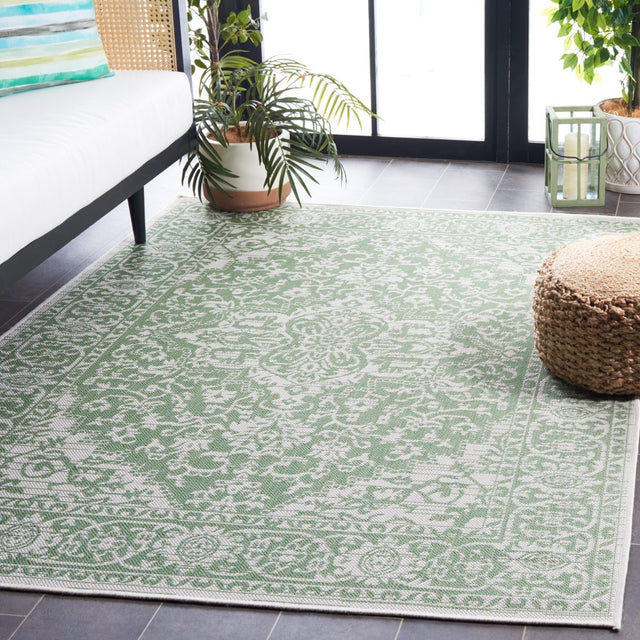 Safavieh Bermuda Bmu813Y Green/Ivory Rug.