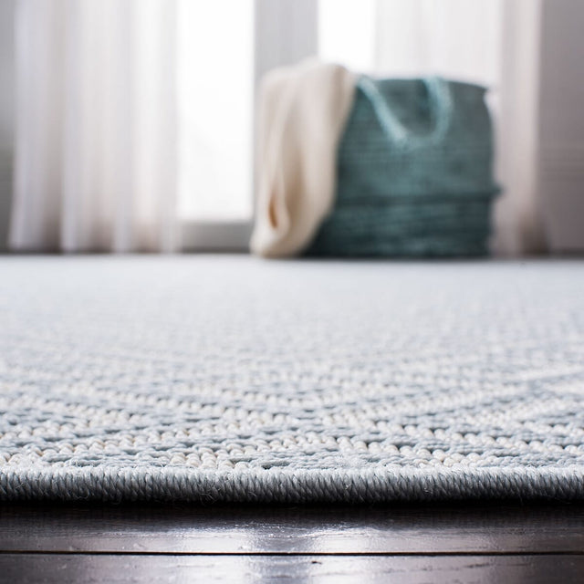 Safavieh Bermuda Bmu814A Light Blue/Cream Rug.