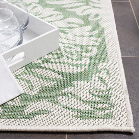 Safavieh Bermuda Bmu821Y Ivory/Green Rug.