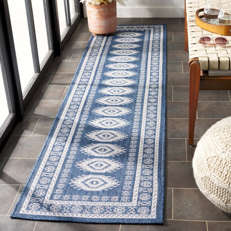 Safavieh Bermuda Bmu827N Navy/Ivory Rug.