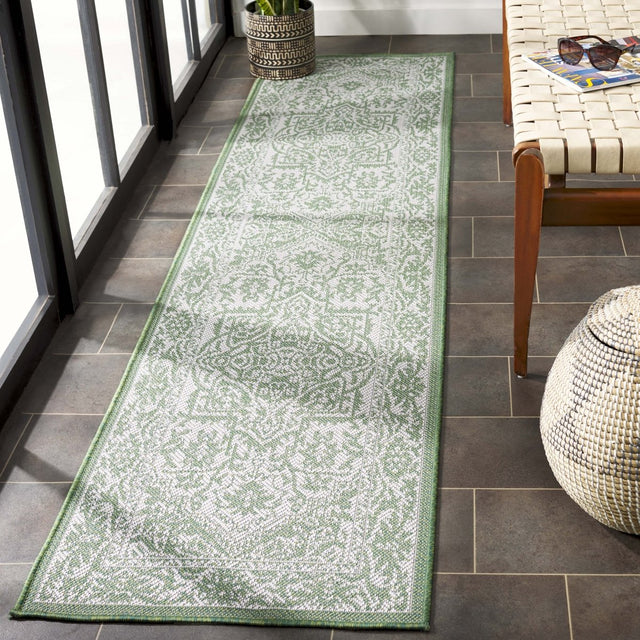 Safavieh Bermuda Bmu885Y Green/Ivory Rug.