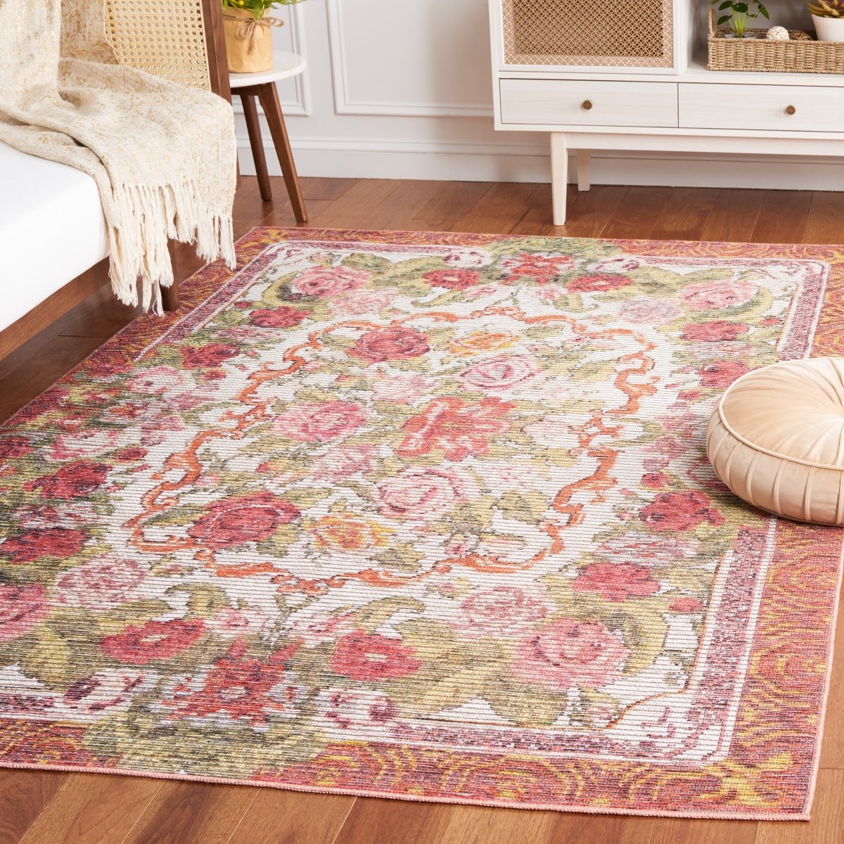 Safavieh Besarabian Bes220A Ivory/Sage Rust Rug.