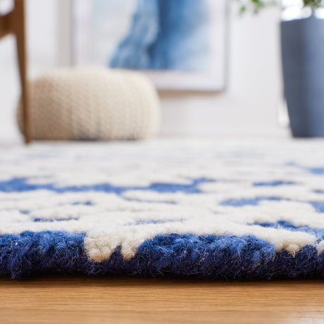 Safavieh Blossom Blm104N Navy/Ivory Rug.