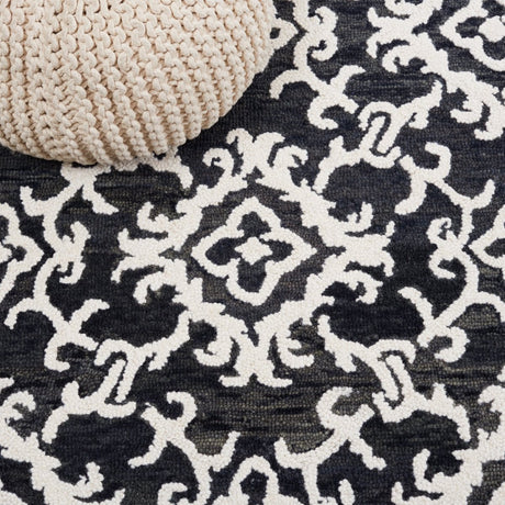 Safavieh Blossom Blm104Z Black/Ivory Rug - Safavieh - blm104z - 6r