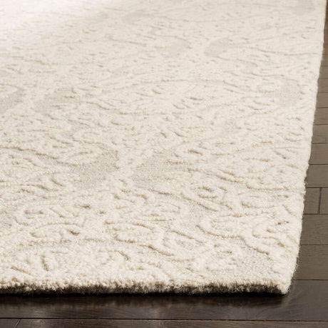 Safavieh Blossom Blm112G Silver/Ivory Rug.