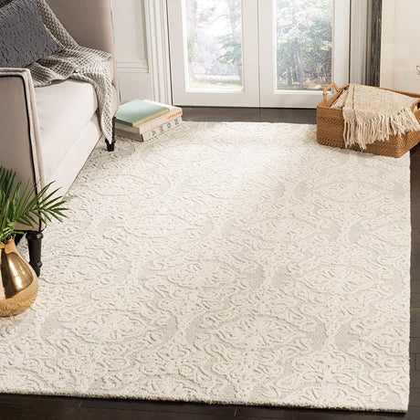 Safavieh Blossom Blm112G Silver/Ivory Rug.