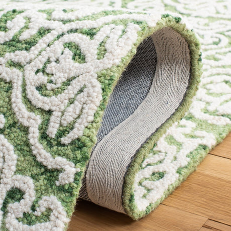 Safavieh Blossom Blm112Y Green/Ivory Rug.