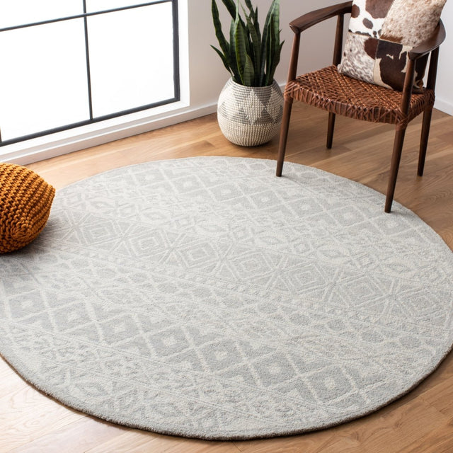 Safavieh Blossom Blm113G Silver/Ivory Rug.