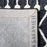 Safavieh Blossom Blm115Z Black/Ivory Rugs.