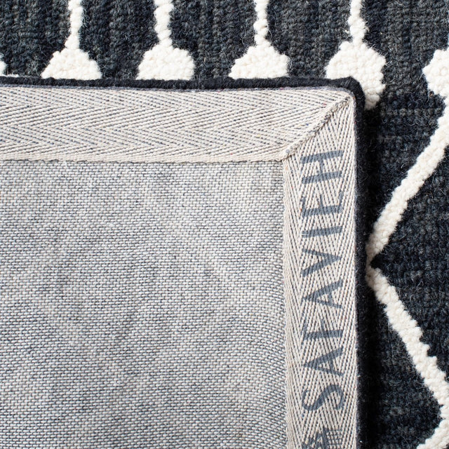 Safavieh Blossom Blm115Z Black/Ivory Rugs.