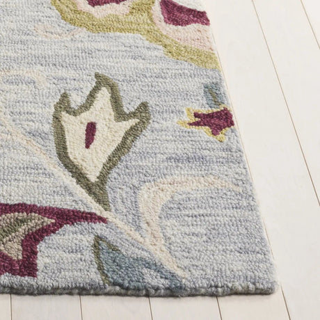 Safavieh Blossom 4'-0" x 6'-0" Rug in Grey / Light Pink