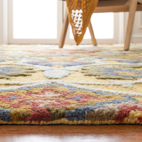 Safavieh Blossom Blm402D Gold/Multi Rug.