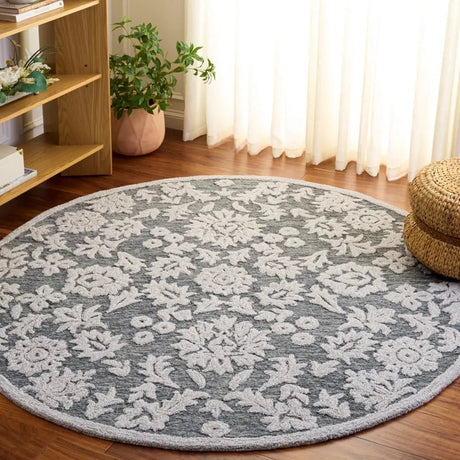 Safavieh Blossom 6'-0" x 6'-0" Rug in Grey / Ivory