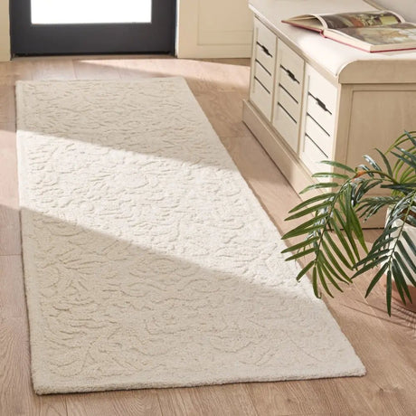 Safavieh Blossom 2'-3" x 8'-0" Rug in Ivory