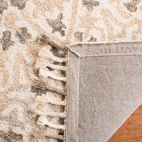 Safavieh Blossom Blm459A Ivory/Taupe Rug.